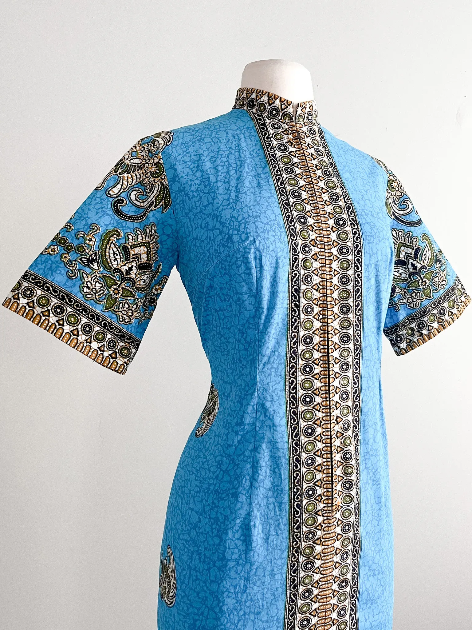 Beautiful 1960's Blue & Gold Batik Maxi Dress  / Sz M