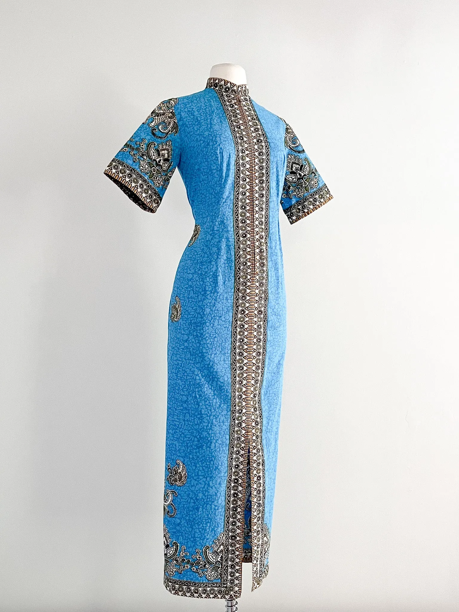 Beautiful 1960's Blue & Gold Batik Maxi Dress  / Sz M