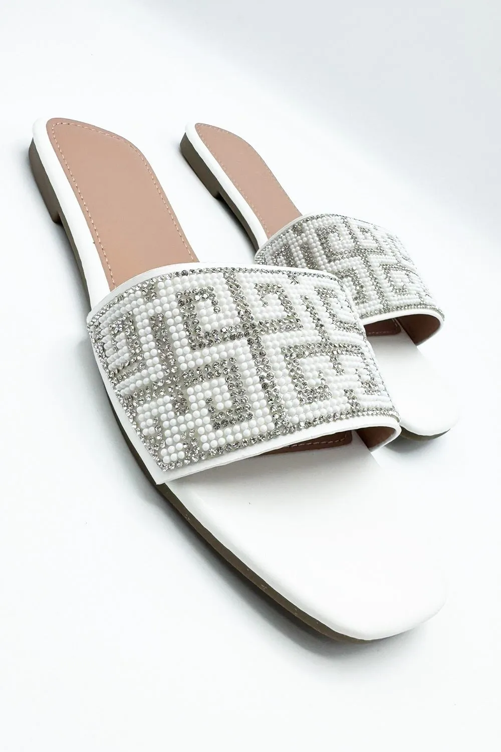 Gloria Diamante Patterned Band Flat Sliders in White