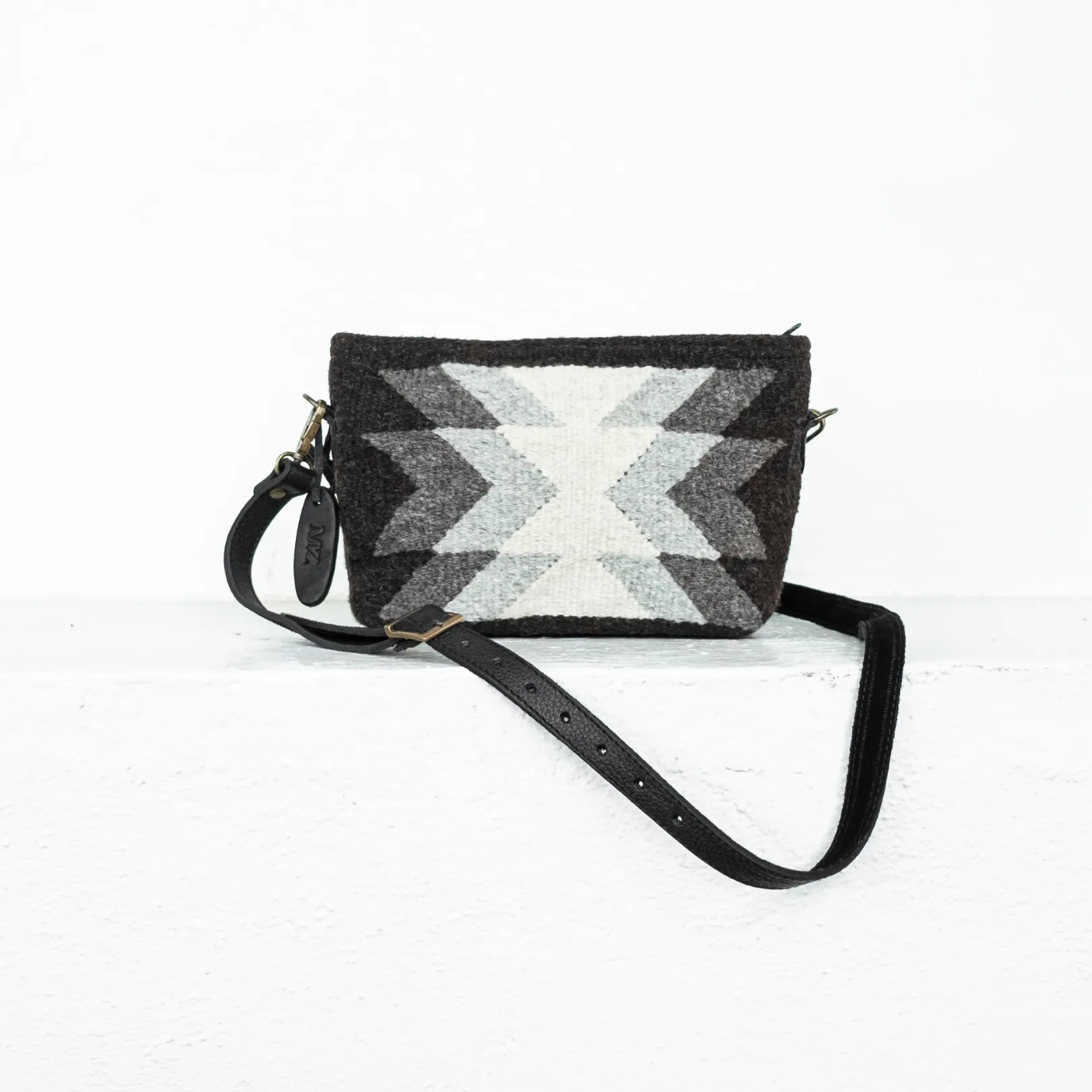 Piedra Convertible Clutch