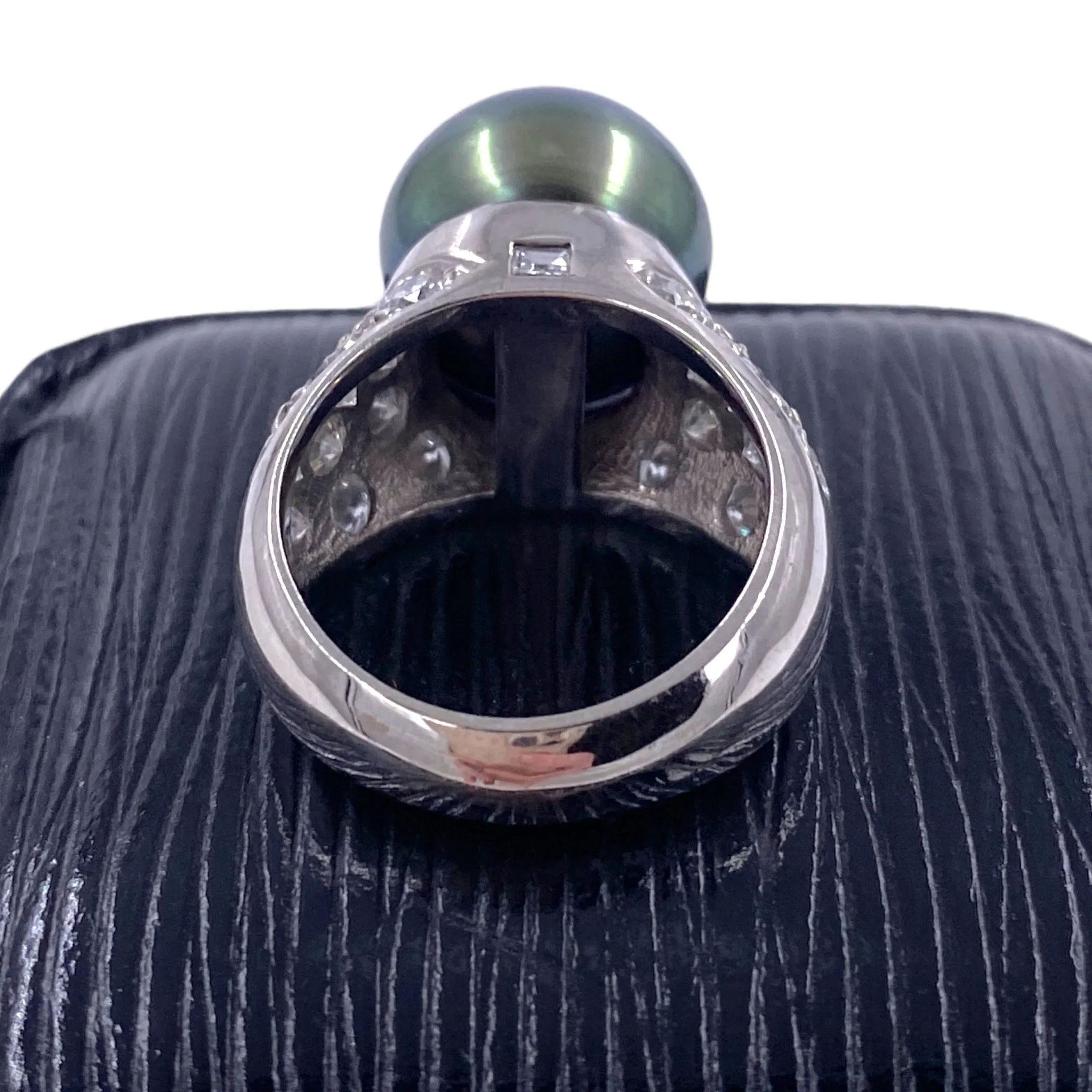 Vintage 14K White Gold Tahitian Pearl & Diamond Ring